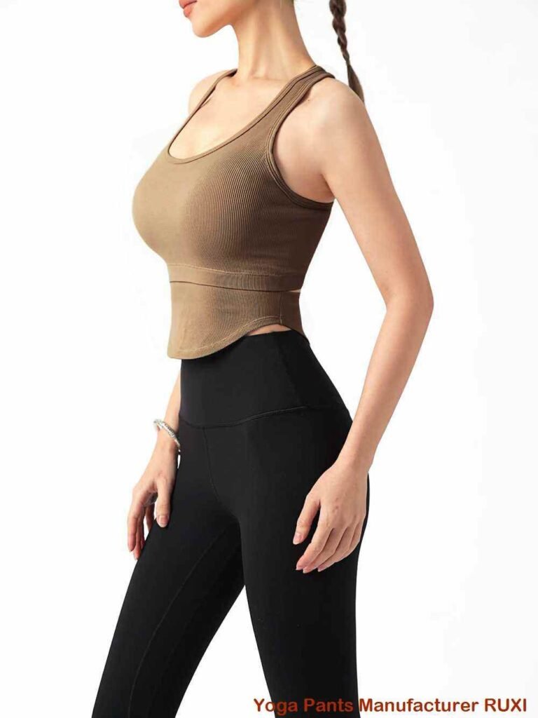 Różowe spodenki treningowe dla kobiet Stylowe i wygodne